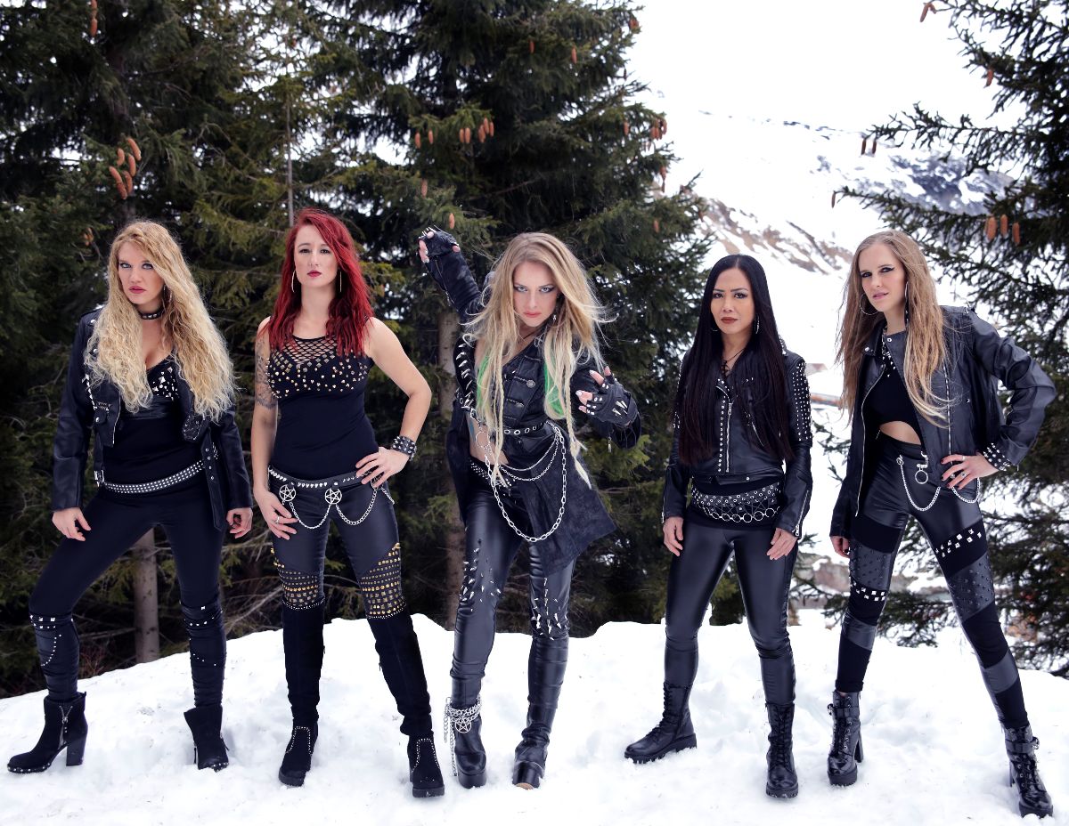 burning-witches-neue-single-video-zu-flight-of-the-valkyries