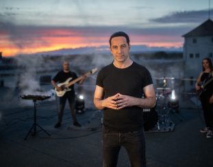 Bülent Ceylan im Interview über sein Album und die Liebe zum Rock