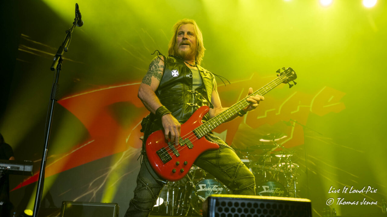 SAVATAGE – Von heißen Gigs in Pompeji, Wacken und Tilbourg – Interview mit Bassist Johnny Lee Middleton