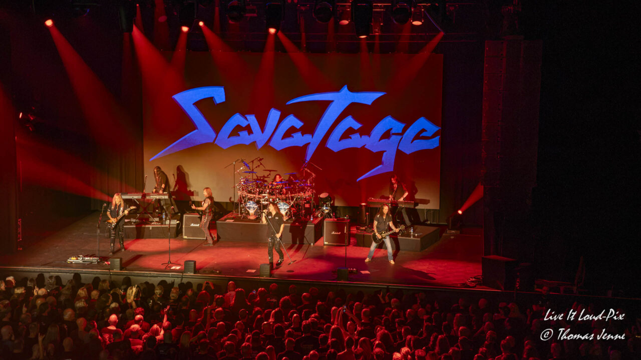 The Madness is back – SAVATAGE im Doppelpack – Konzertbericht aus dem 013 Poppodium in Tilburg/NL und vom Keep it True Legion-Festival in Geiselwind/D